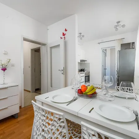 Apartman Centre, Modern App 2+2, Free Parking *